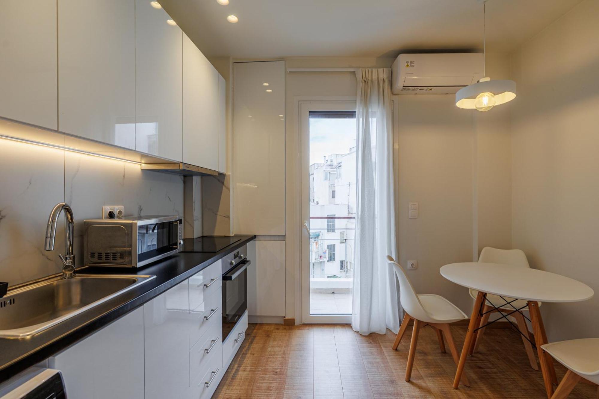 Penthouse 4th Fl At Pagrati-large Veranda *
